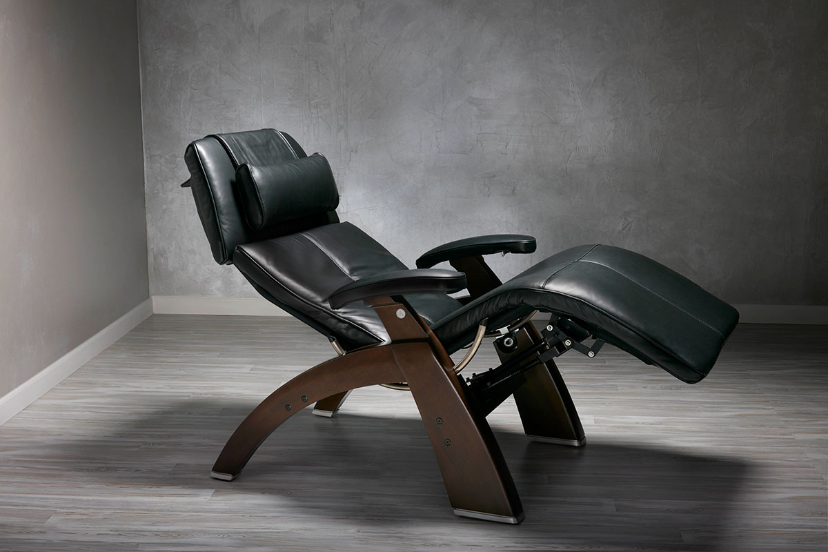 Re-energize at work with the ZeroChair zero gravity recliner | Restworks
