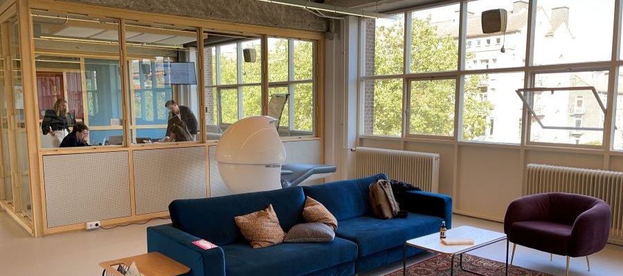 A MetroNaps EnergyPod in an office.